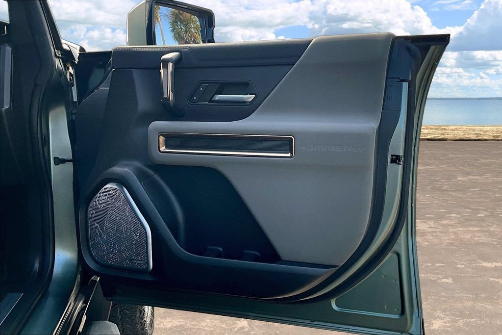 Used 2024 GMC Hummer EV 3X AWD/4WD image 29
