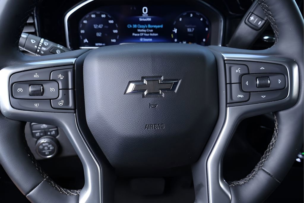 Used 2023 Chevrolet Silverado 1500 RST w/ Z71 Off-Road Package AWD/4WD image 22