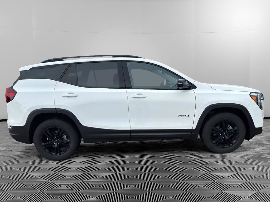 Used 2023 GMC Terrain AT4 w/ Tech Package AWD/4WD image 4