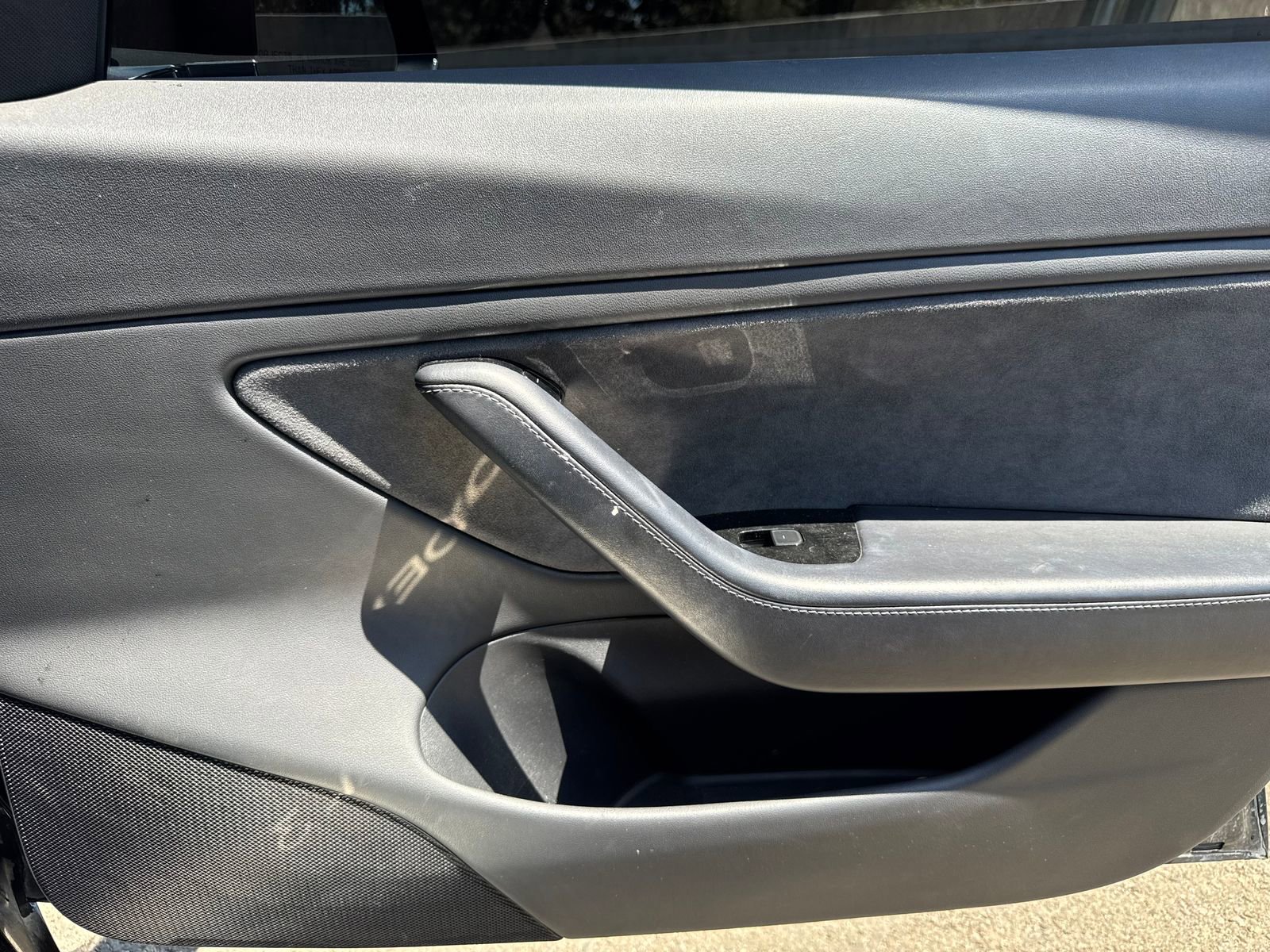 Used 2018 Tesla Model 3 Long Range RWD image 19