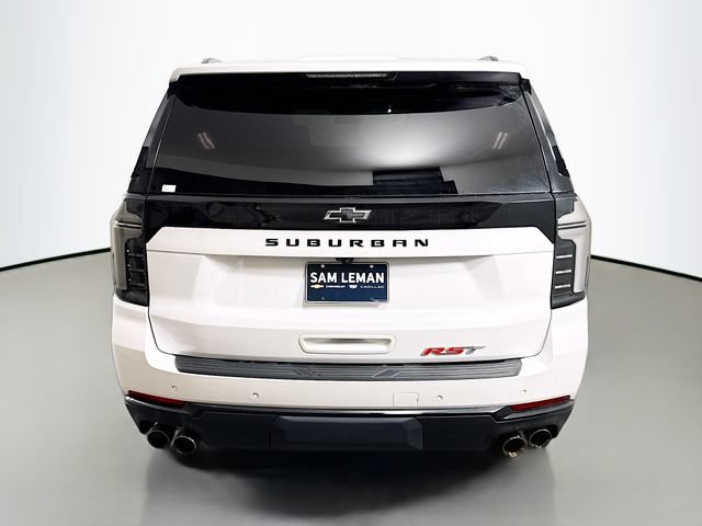 Used 2025 Chevrolet Suburban RST w/ RST Capability Package AWD/4WD image 7