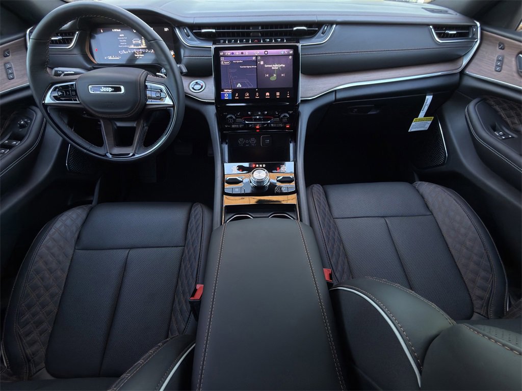 New 2025 Jeep Grand Cherokee L Summit w/ Obsidian Package image 10