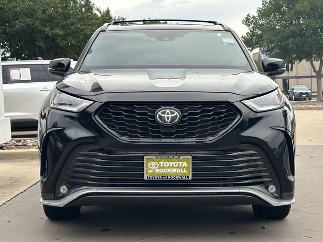 Used 2021 Toyota Highlander XSE FWD image 7