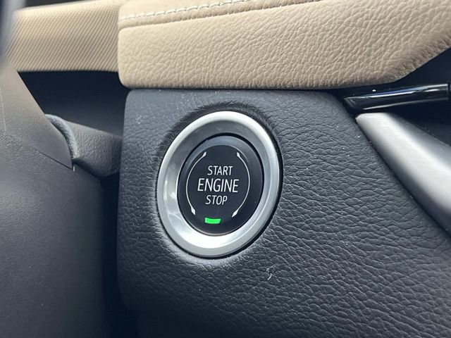 Certified 2024 Cadillac XT4 Luxury w/ Cold Weather Package image 27