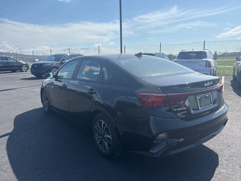 Certified 2023 Kia Forte LXS w/ LXS Technology Package FWD image 15