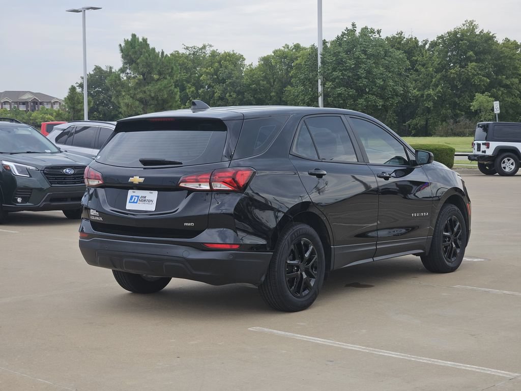 Used 2024 Chevrolet Equinox LS AWD/4WD image 7