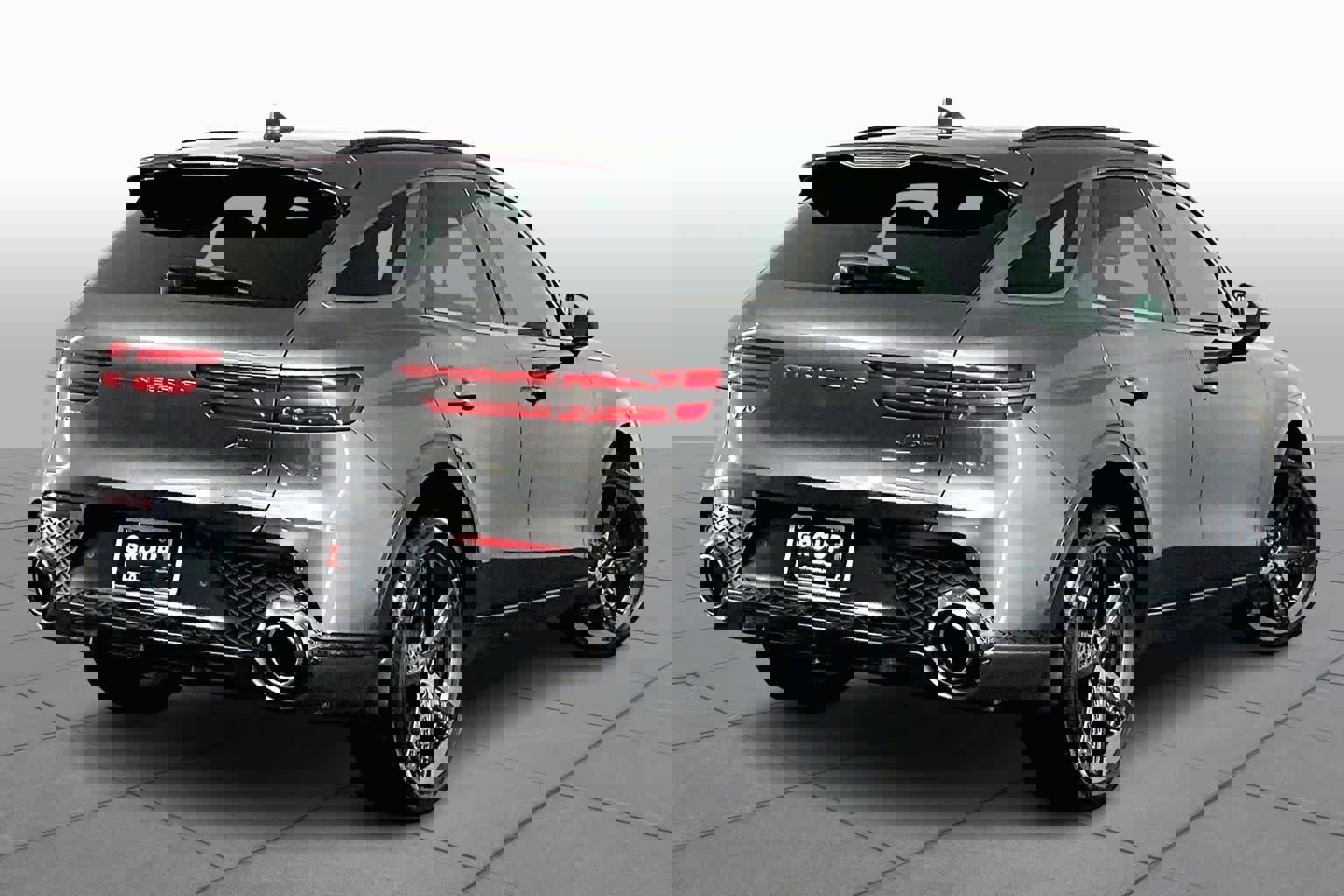 Used 2024 Genesis GV70 3.5T Sport w/ Sport Prestige Package image 12