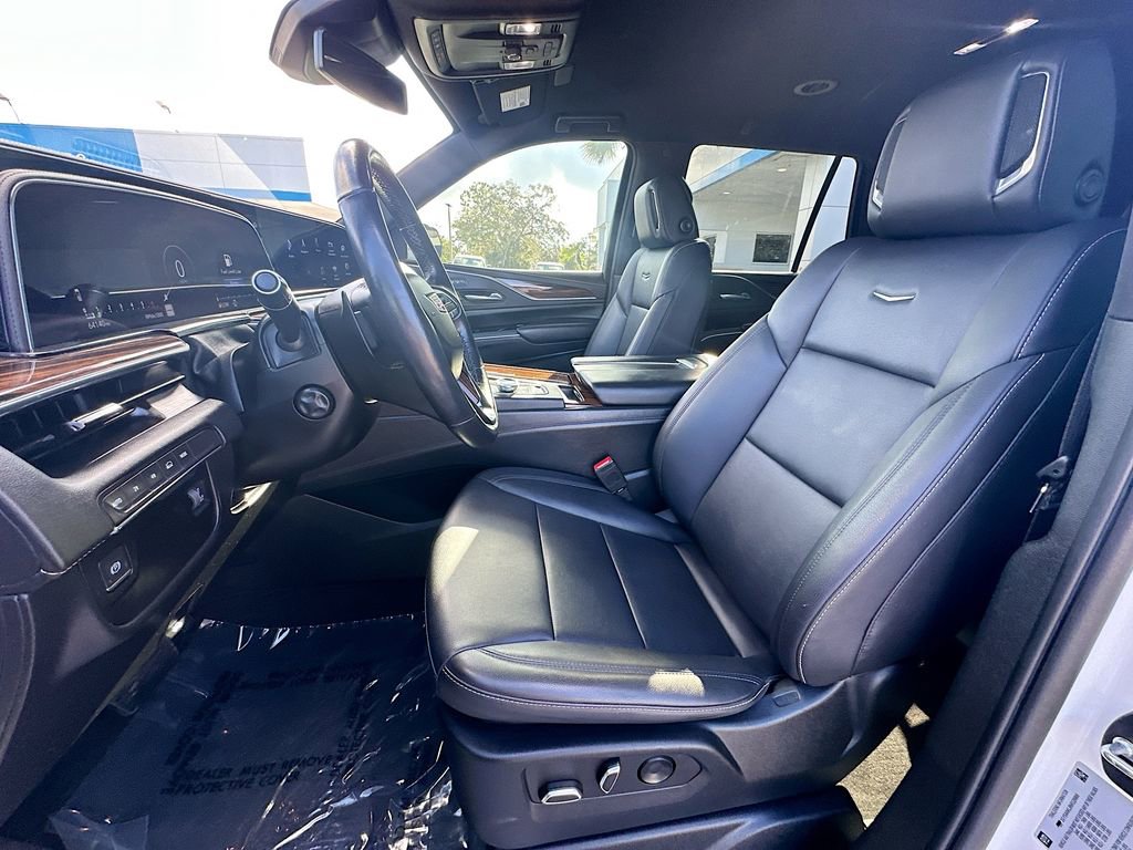 Used 2022 Cadillac Escalade Luxury image 20
