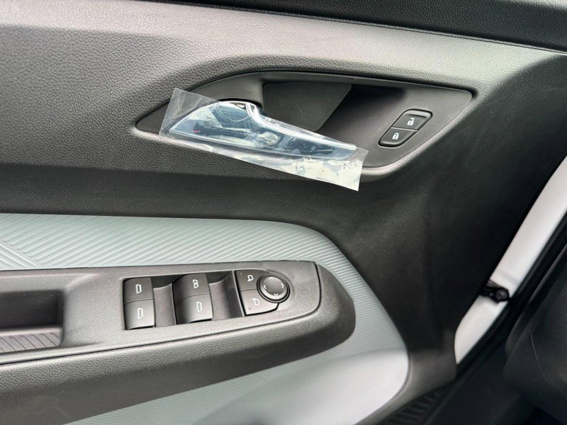 New 2027 Chevrolet Bolt LT image 6