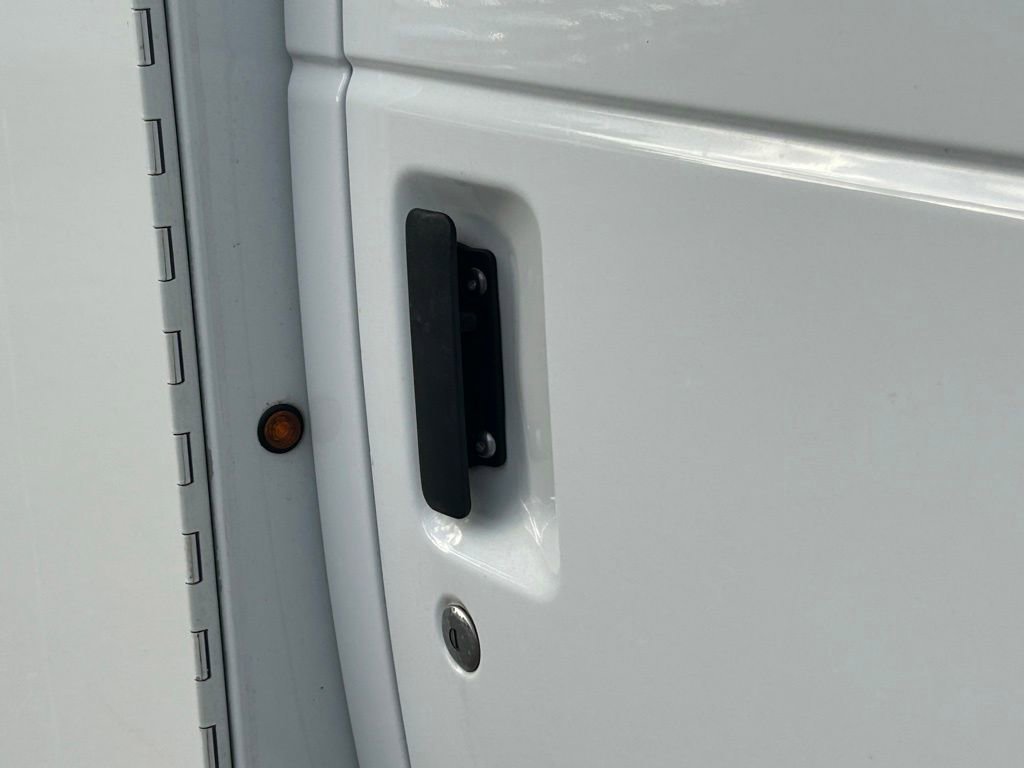 Used 2019 Ford E-350 and Econoline 350 Super Duty w/ Power Windows & Locks Group image 18