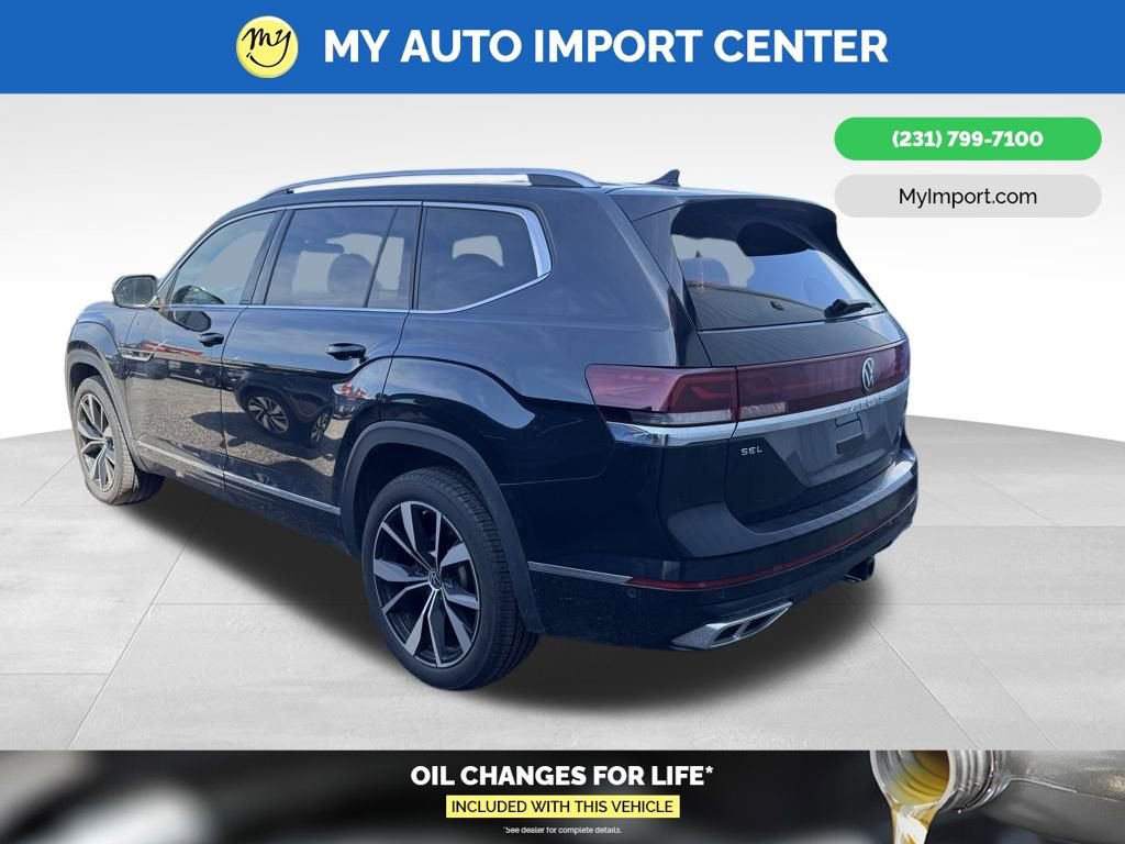 Used 2025 Volkswagen Atlas SEL Premium R-Line AWD/4WD image 4