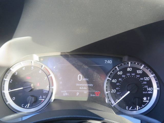 New 2025 Toyota Highlander XLE image 44