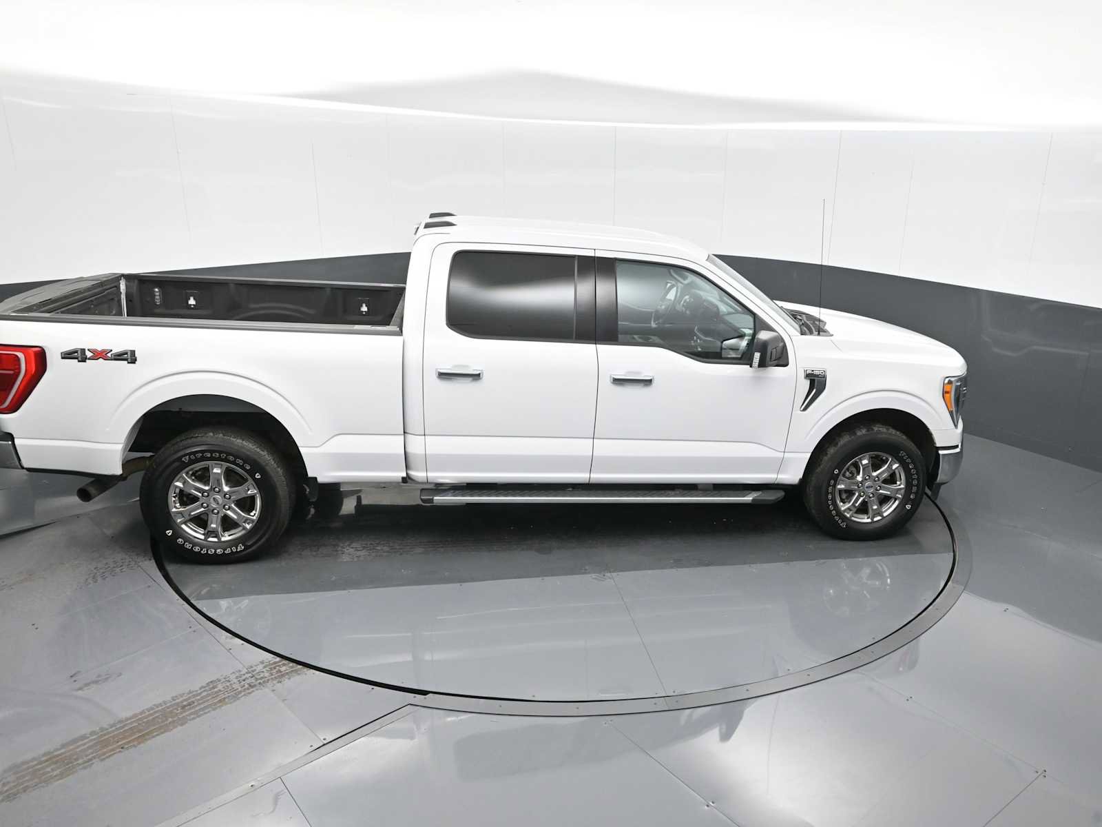 Used 2021 Ford F150 XLT w/ Equipment Group 302A High image 23