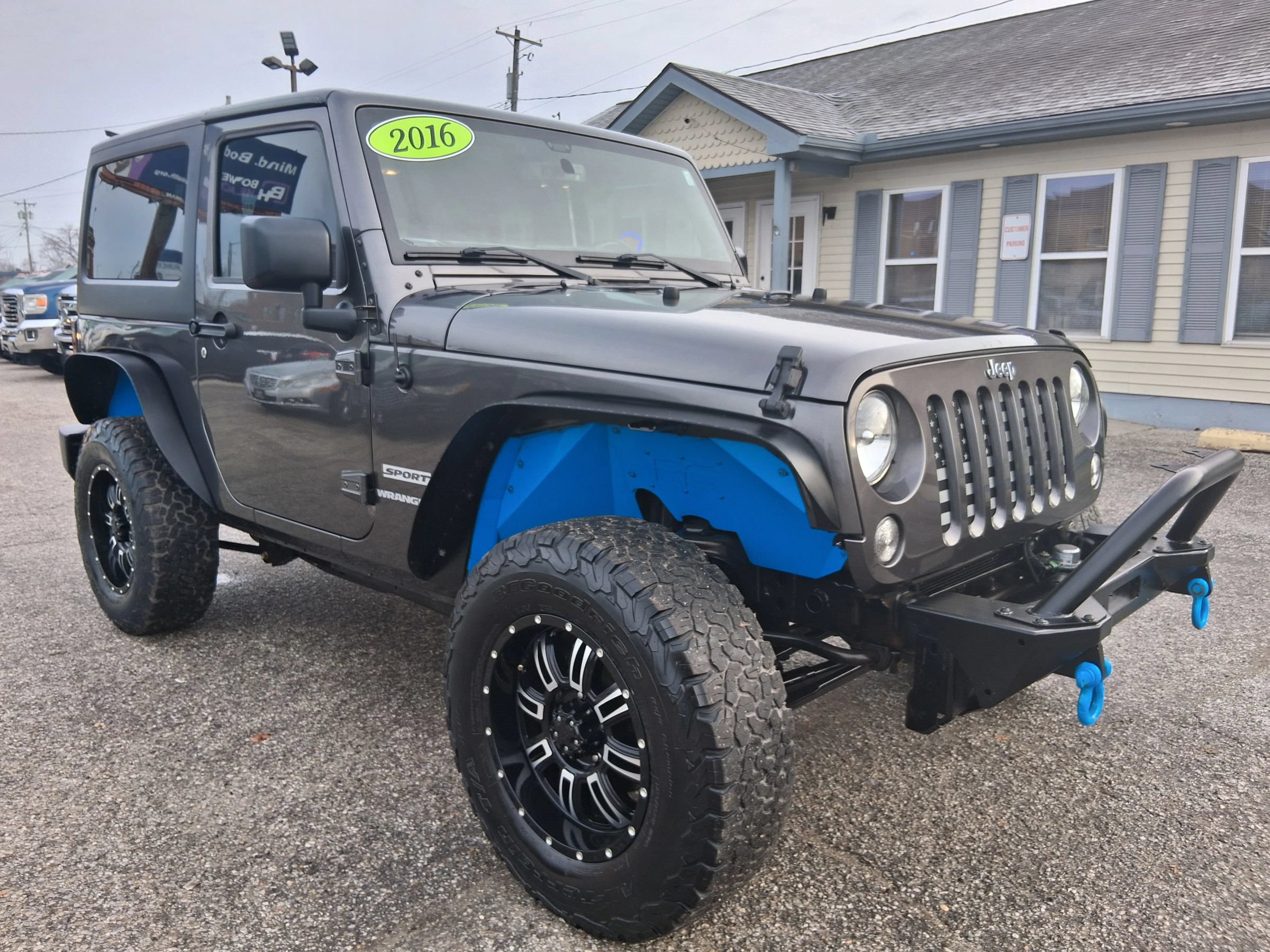 Used 2016 Jeep Wrangler Sport w/ Quick Order Package 24S AWD/4WD image 3