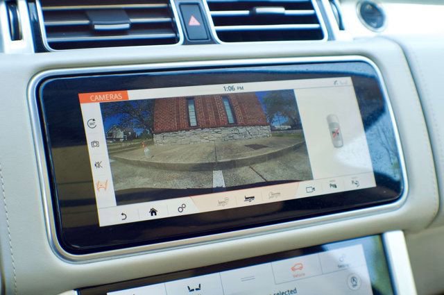 Used 2020 Land Rover Range Rover SV Autobiography Dynamic image 28