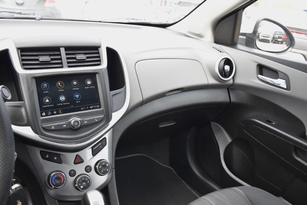 Used 2019 Chevrolet Sonic LT FWD image 17