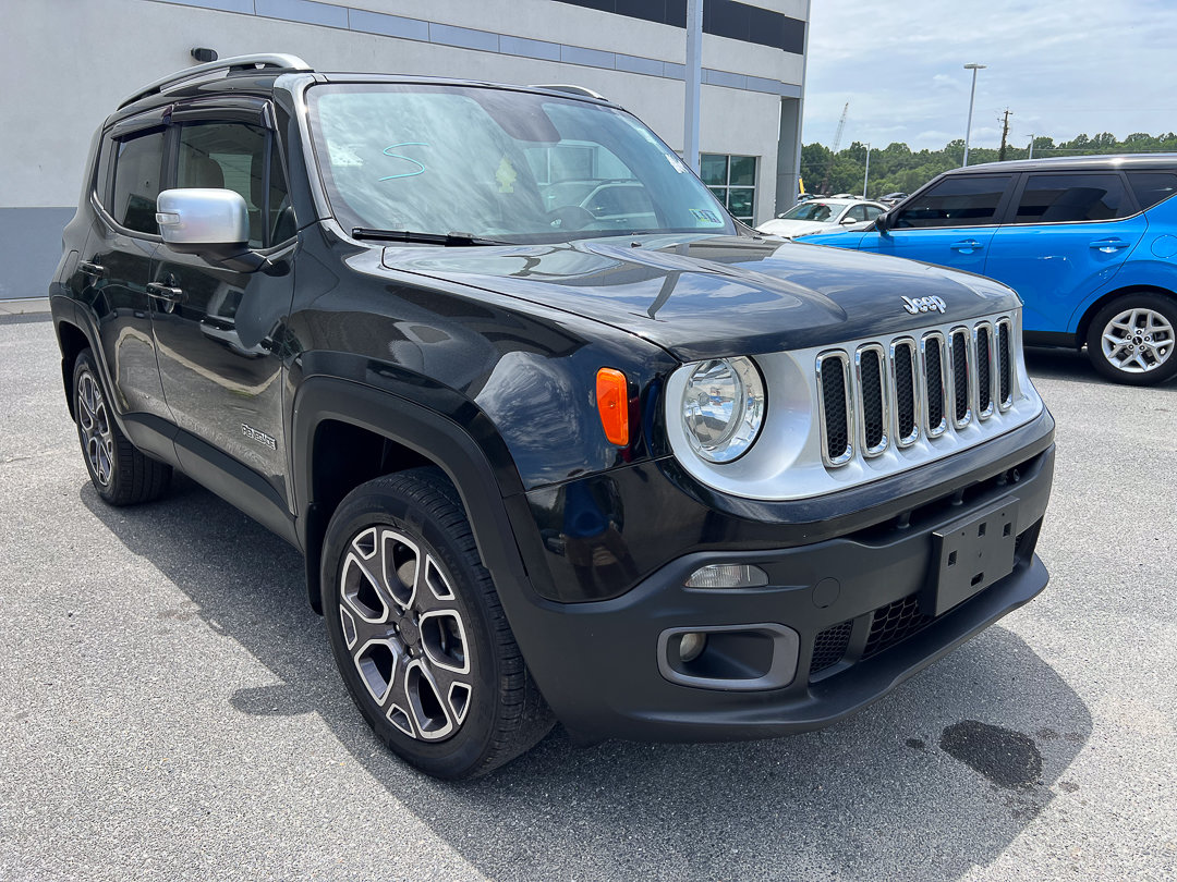 Used 2016 Jeep Renegade Limited AWD/4WD image 9