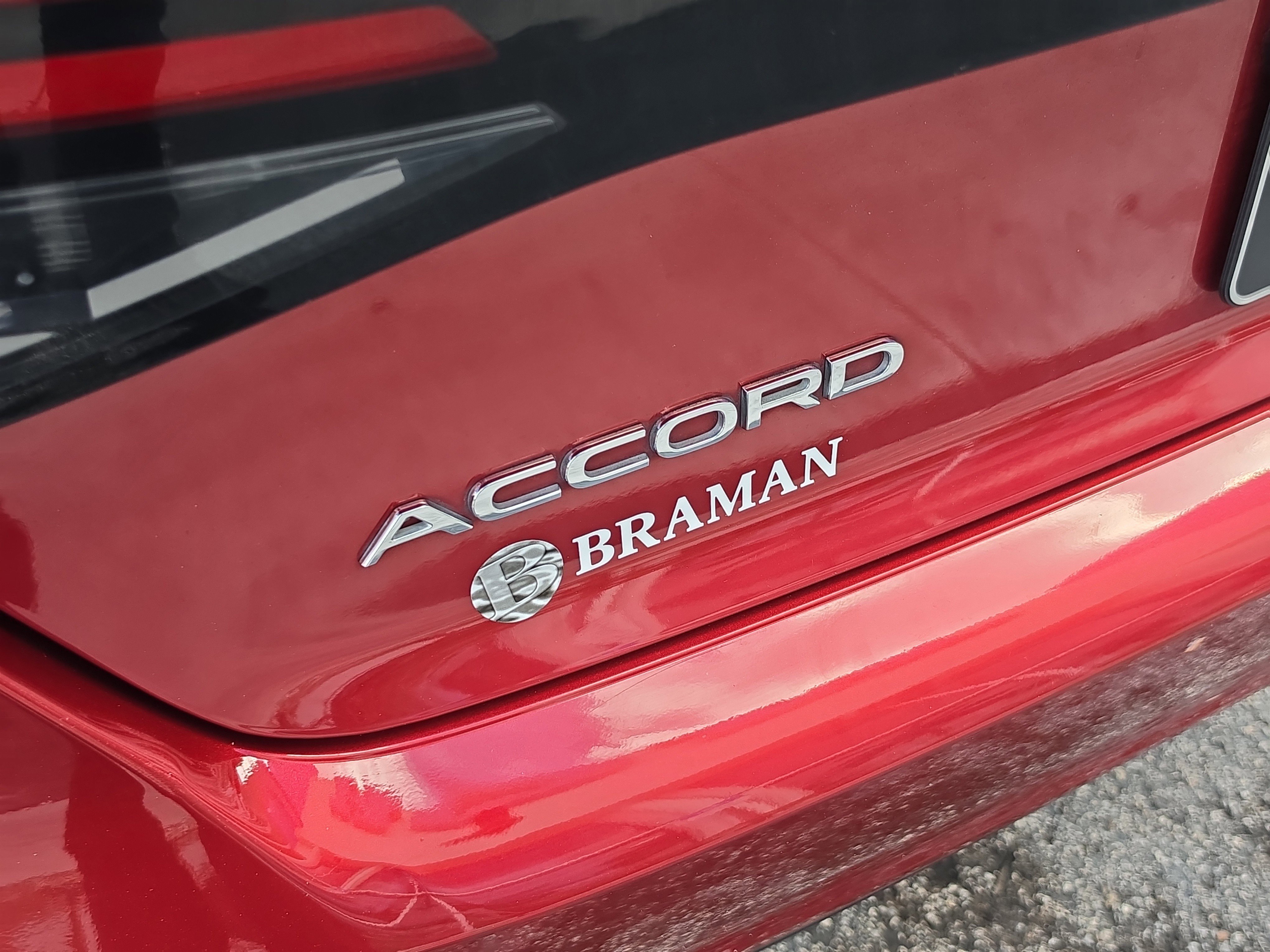 Certified 2025 Honda Accord SE image 5