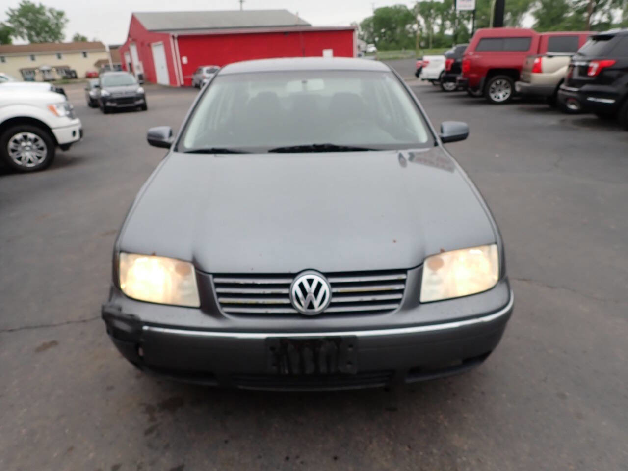 Used 2005 Volkswagen Jetta GL FWD image 2