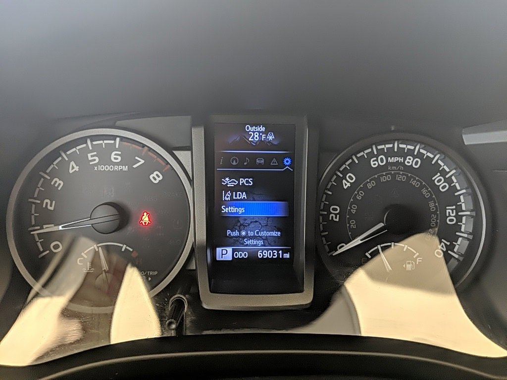 Used 2019 Toyota Tacoma TRD Sport image 25