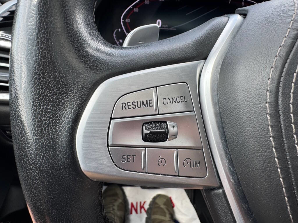 Used 2020 BMW X7 xDrive40i w/ Cold Weather Package image 18