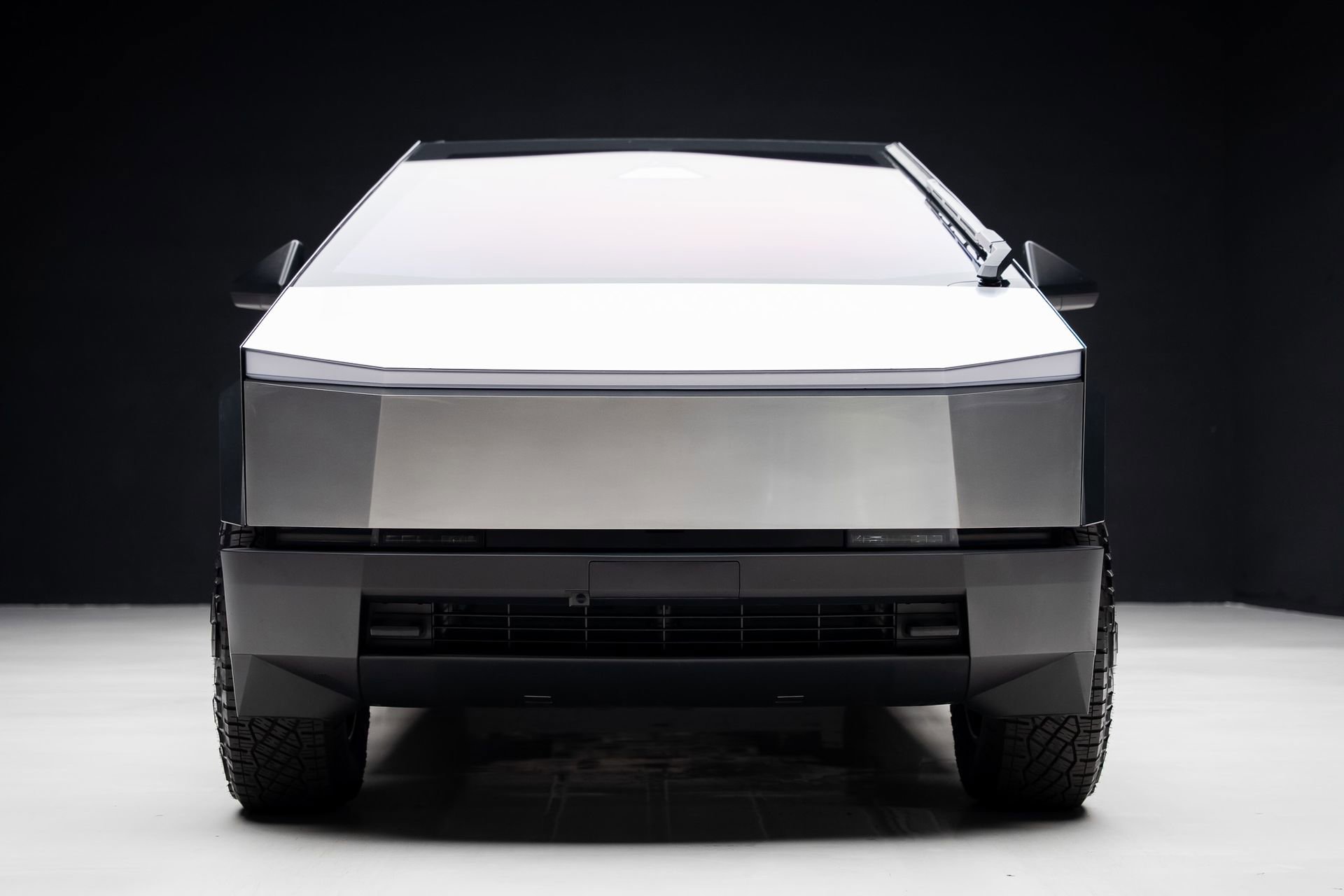 Used 2024 Tesla Cybertruck Cyberbeast AWD/4WD image 8