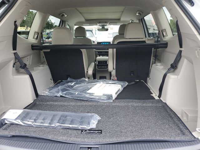 New 2026 Volkswagen Atlas SEL Premium R-Line image 9