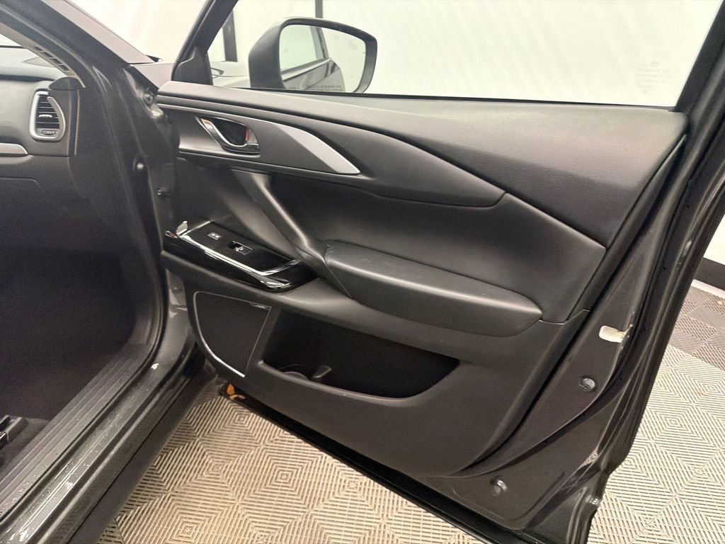 Used 2021 MAZDA CX-9 Touring w/ Touring Premium Package image 15