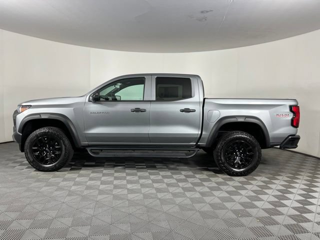 Used 2023 Chevrolet Colorado Trail Boss w/ Technology Package AWD/4WD image 7