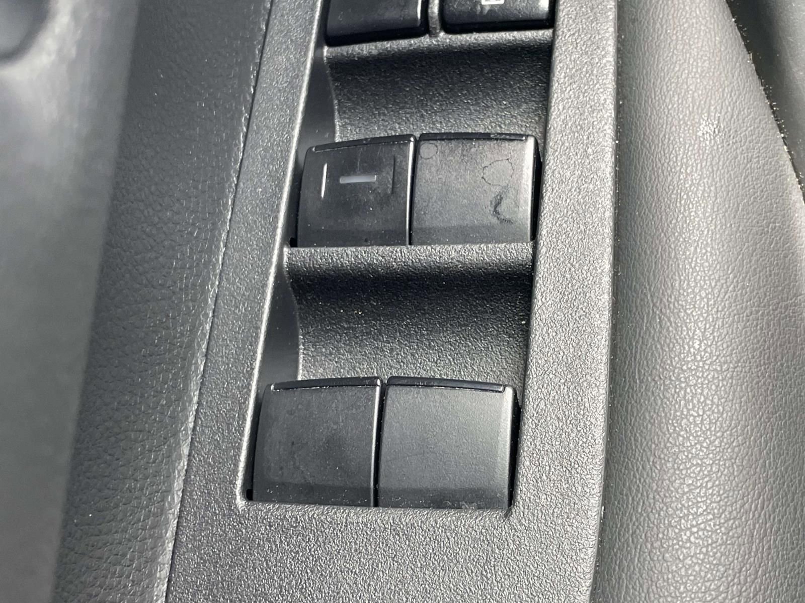 Used 2022 Toyota Corolla SE FWD image 26