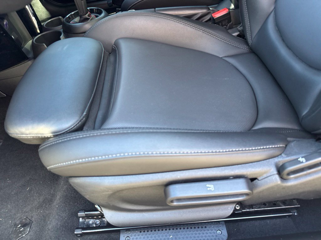 Used 2021 MINI Cooper S w/ Premium Package FWD image 29