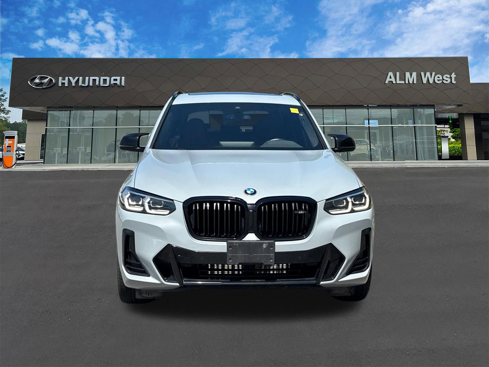Used 2022 BMW X3 M40i AWD/4WD image 2