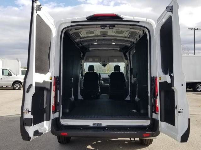 New 2026 Ford Transit 250 148 Medium Roof w/ Load Area Protection Package image 11