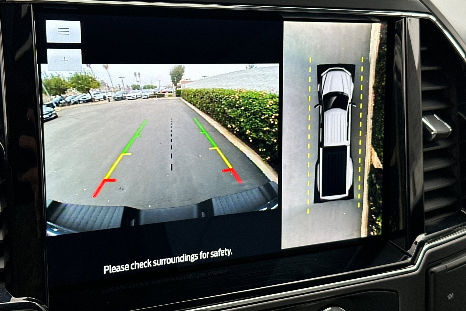 Used 2022 Ford F450 Limited w/ FX4 Off-Road Package image 19