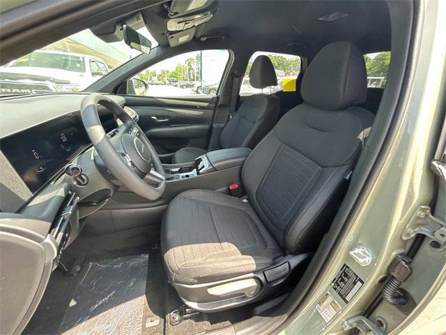 New 2025 Hyundai Santa Cruz SE image 8