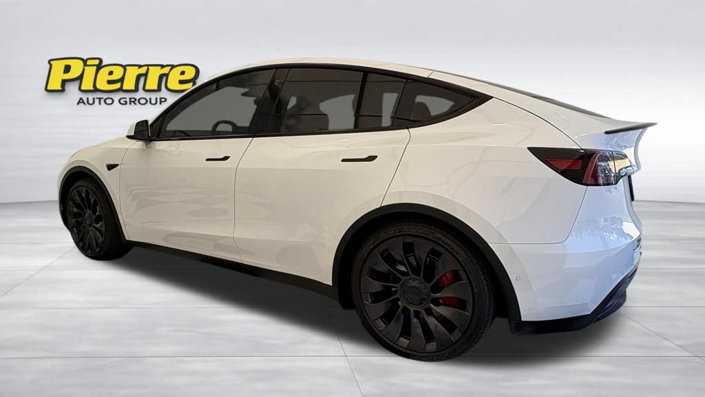 Used 2022 Tesla Model Y Performance AWD/4WD image 2