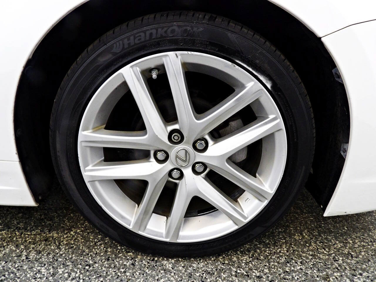 Used 2016 Lexus CT 200h FWD image 23
