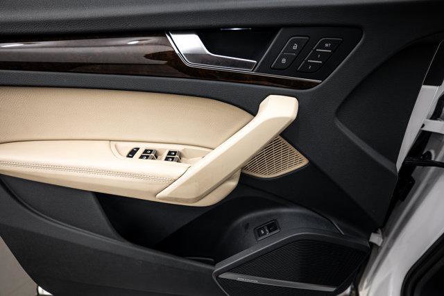 Certified 2019 Audi Q5 2.0T Premium Plus w/ Premium Plus Package AWD/4WD image 16