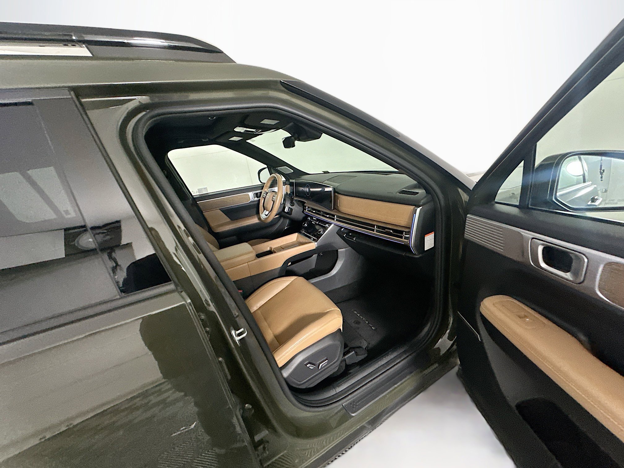 Used 2025 Hyundai Santa Fe Limited image 33