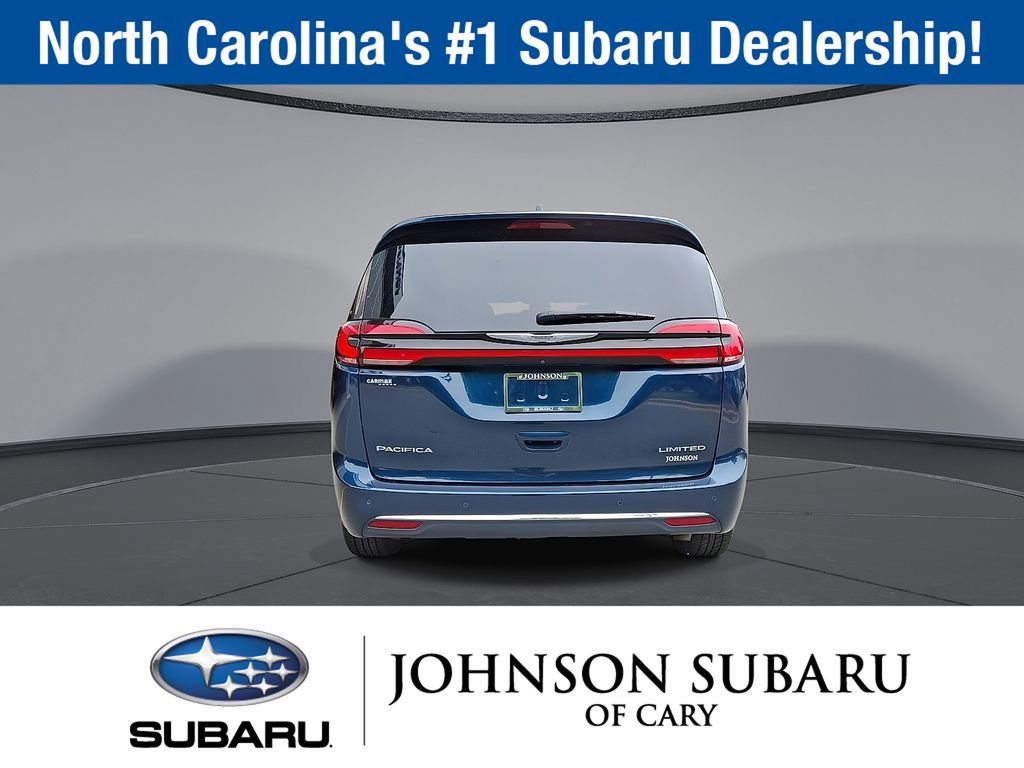 Used 2022 Chrysler Pacifica Limited FWD image 25