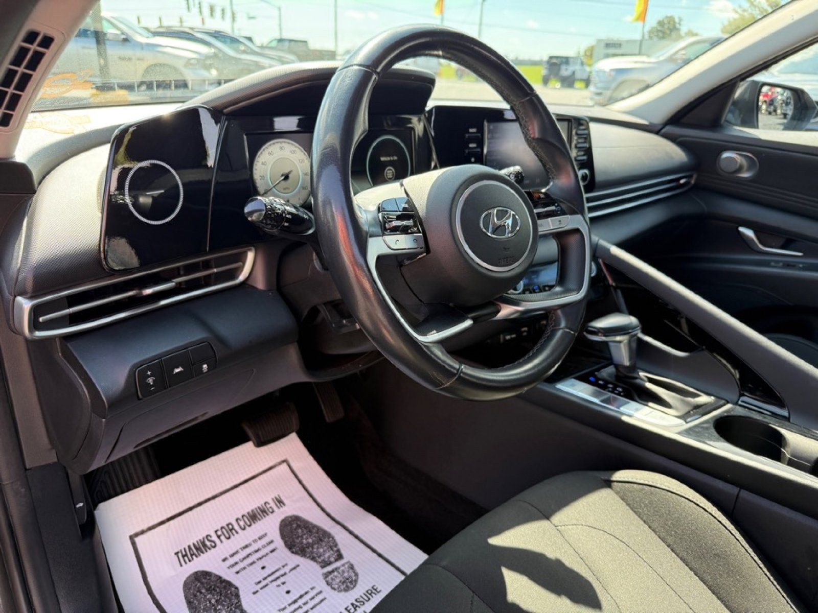 Used 2021 Hyundai Elantra SEL w/ Convenience + Premium Package image 13