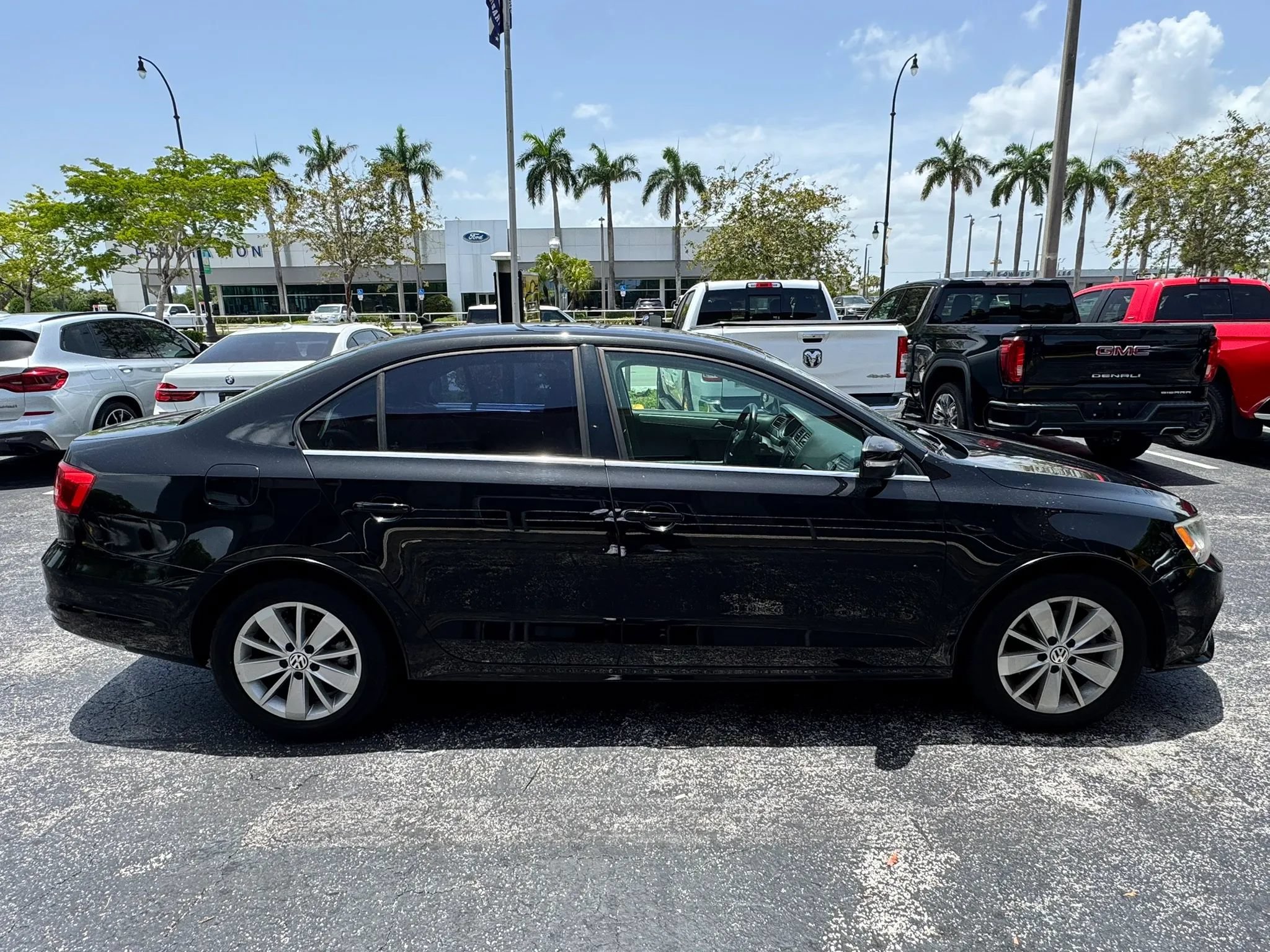 Used 2015 Volkswagen Jetta Sport FWD image 8