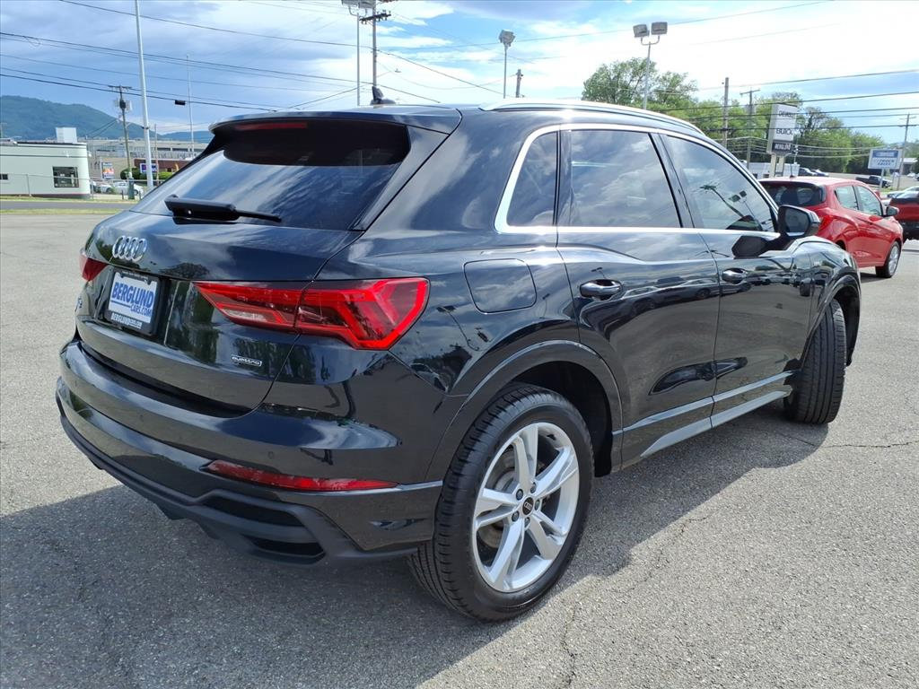 Used 2023 Audi Q3 2.0T Premium Plus w/ Premium Plus Package AWD/4WD image 3