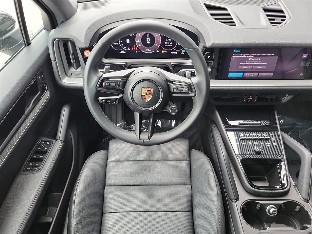 Certified 2025 Porsche Cayenne image 22