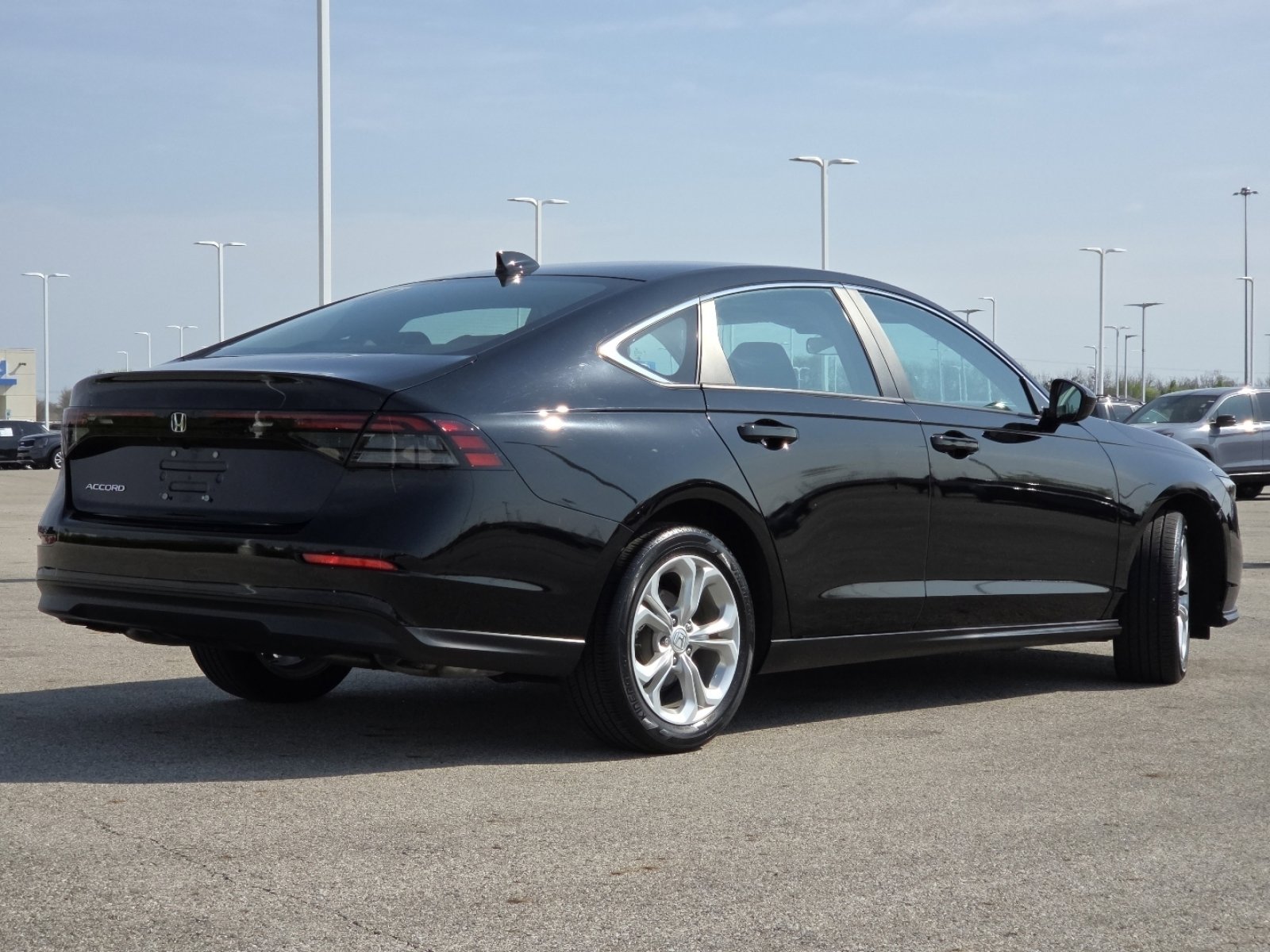 Used 2023 Honda Accord LX image 17