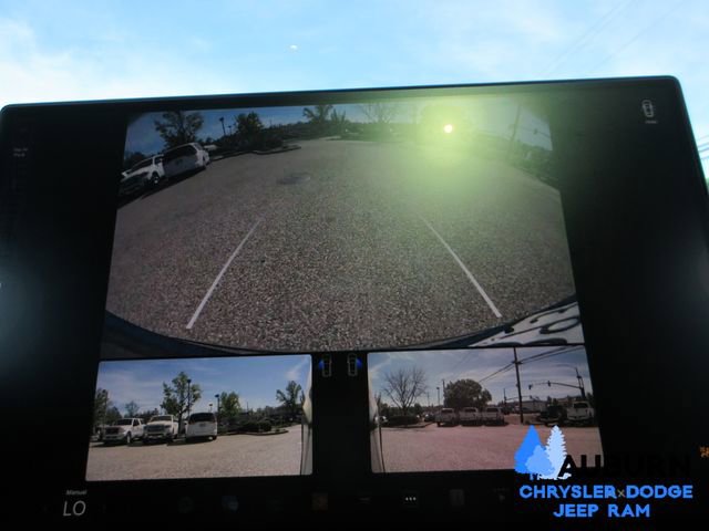 Used 2022 Tesla Model X image 15