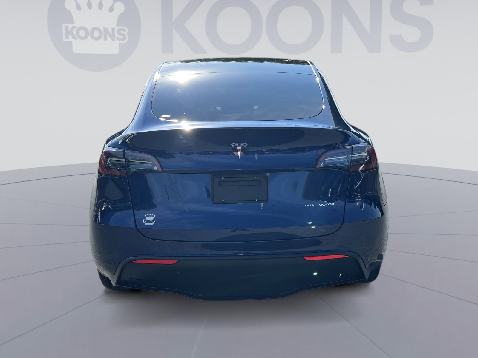Used 2024 Tesla Model Y Long Range AWD/4WD image 5