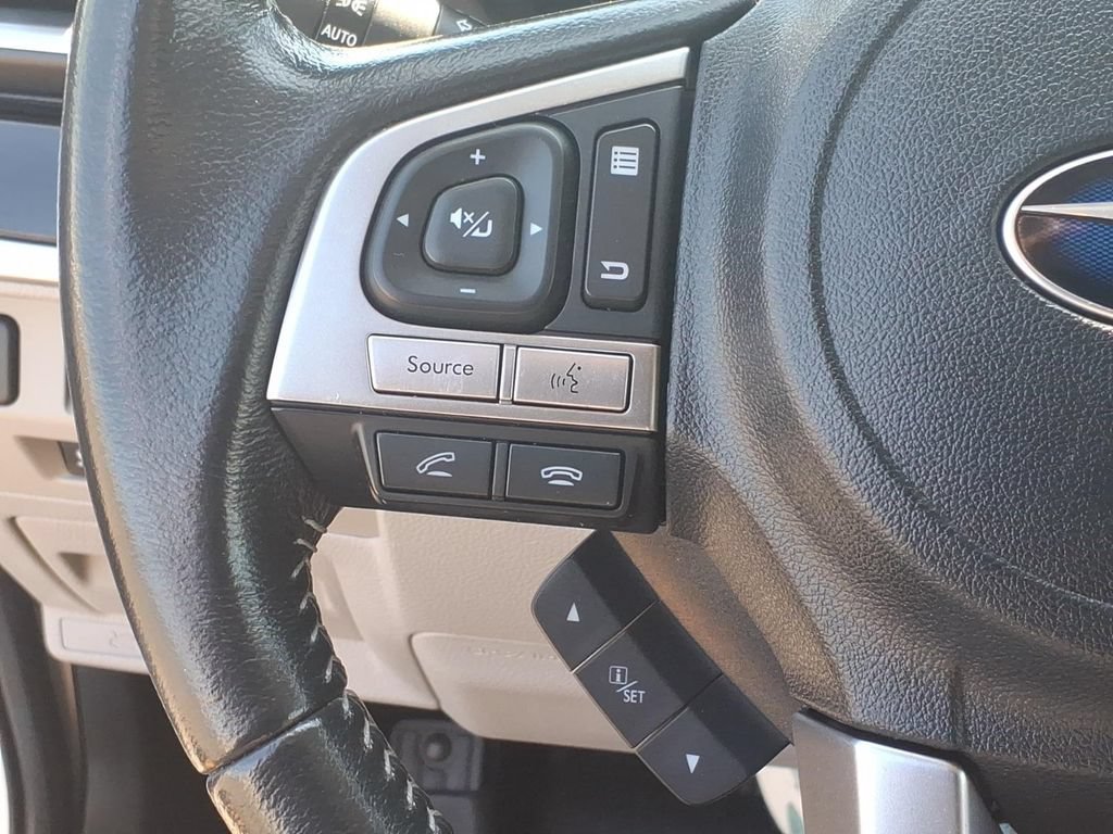 Used 2018 Subaru Forester 2.5i Limited AWD/4WD image 9