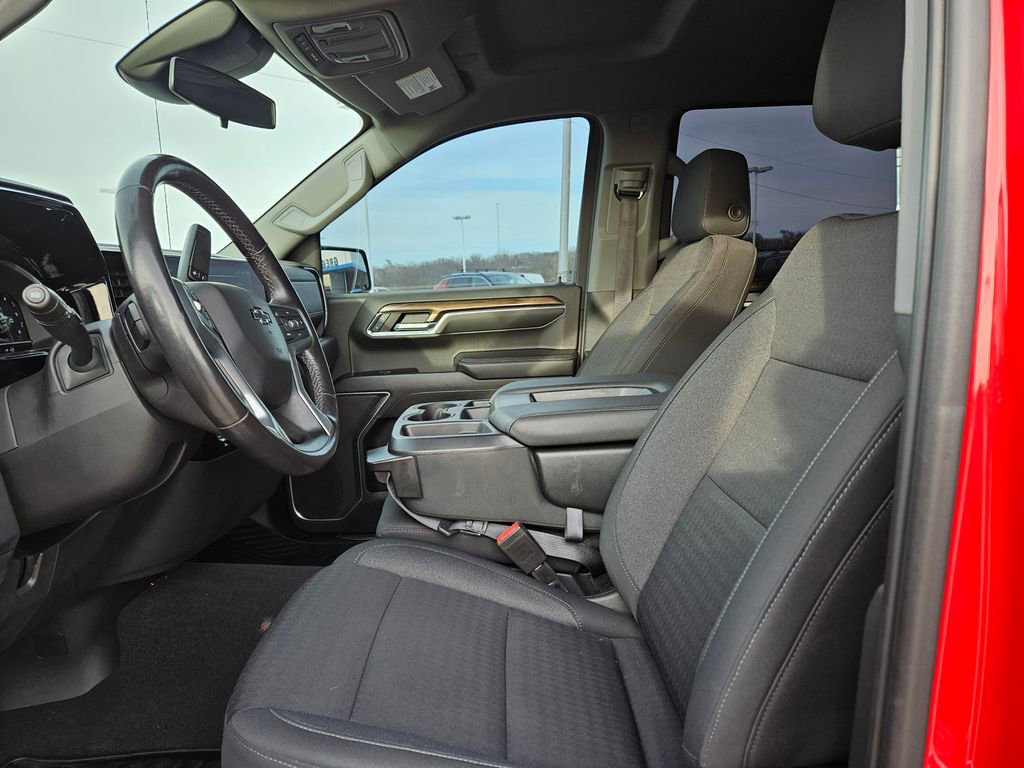 Used 2022 Chevrolet Silverado 1500 RST w/ Z71 Off-Road Package AWD/4WD image 25