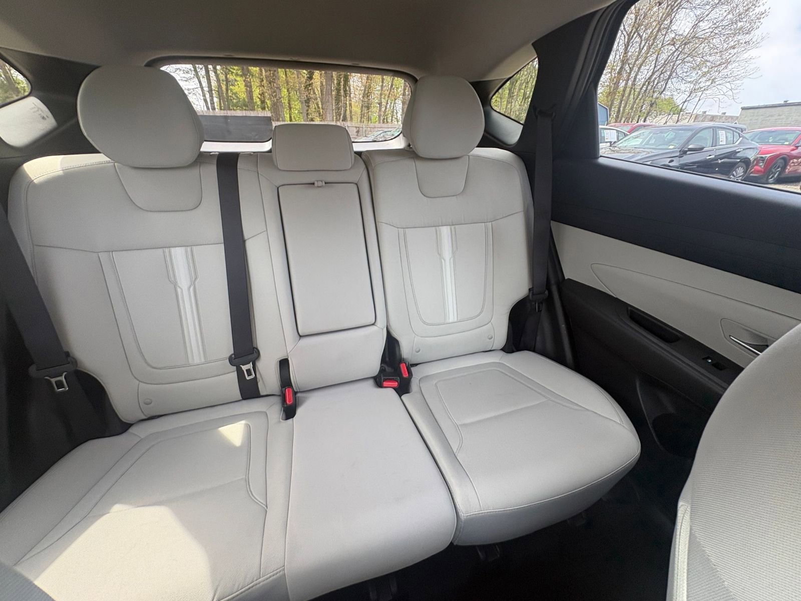 Used 2025 Hyundai Tucson SEL FWD image 35